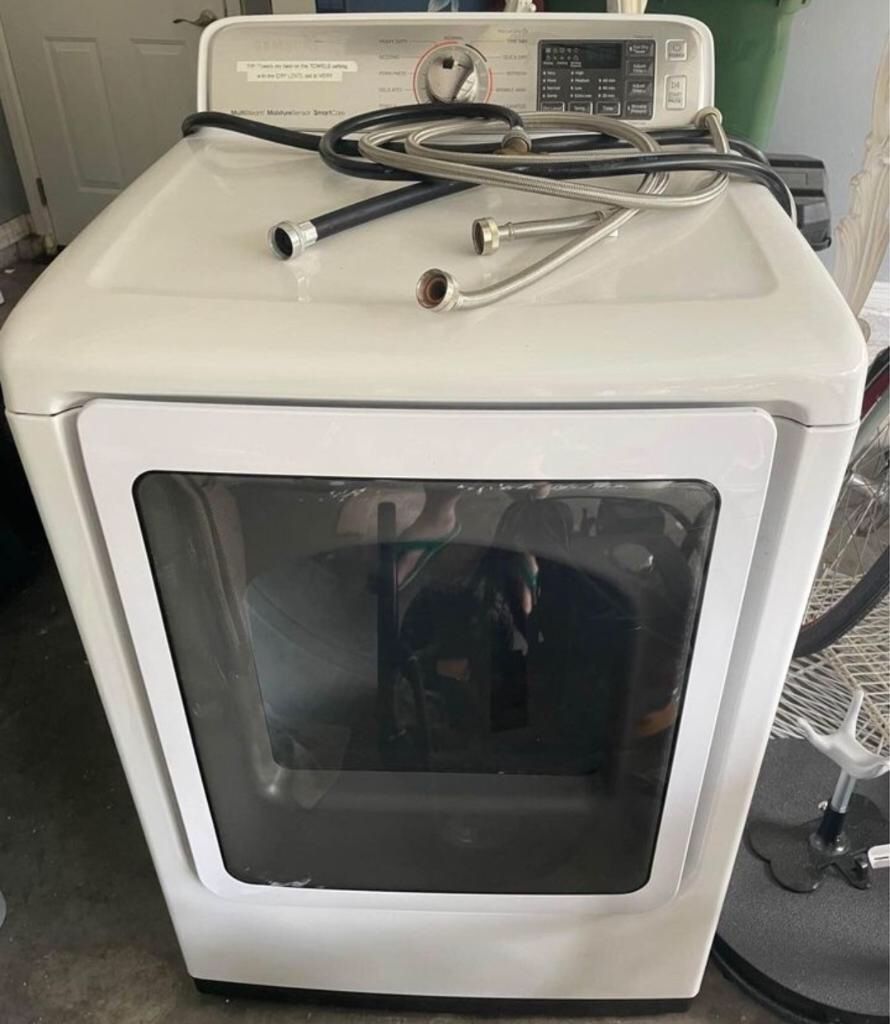 Samsung Dryer & Maytag Washer Like New!!!