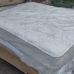 Queen Size Mattress Serta Perfect Sleeper (Mattress Only) 