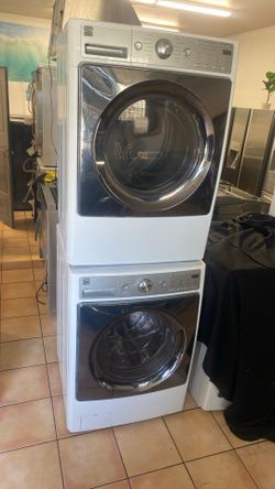 WASHER AND GAS DRYER SET