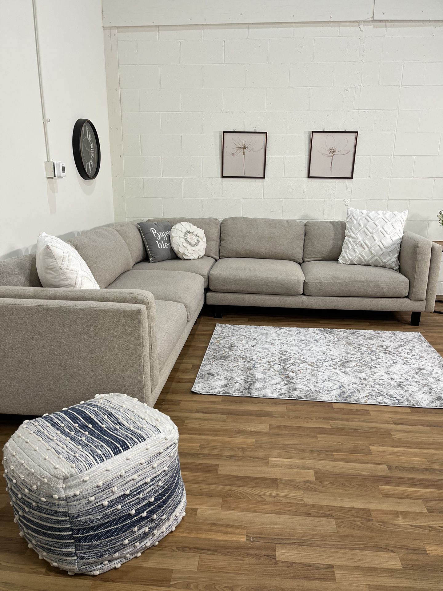 Room & Board Sectional Couch | Free Delivery! 🚛