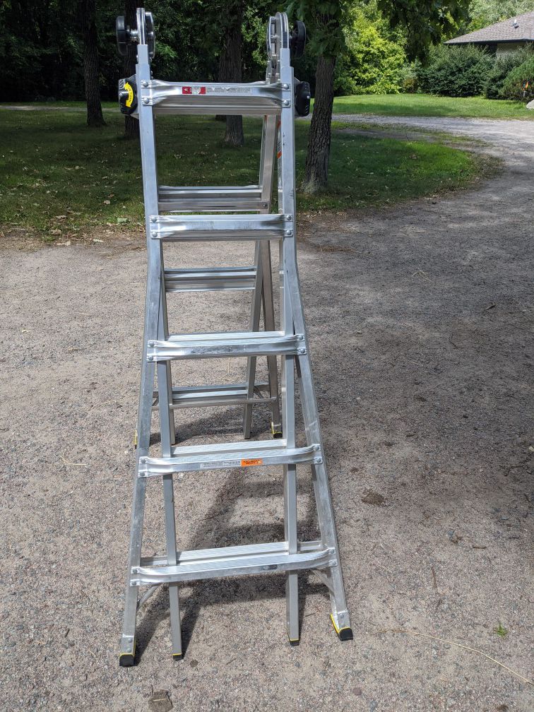 Gorilla Ladder MPx22 22 foot