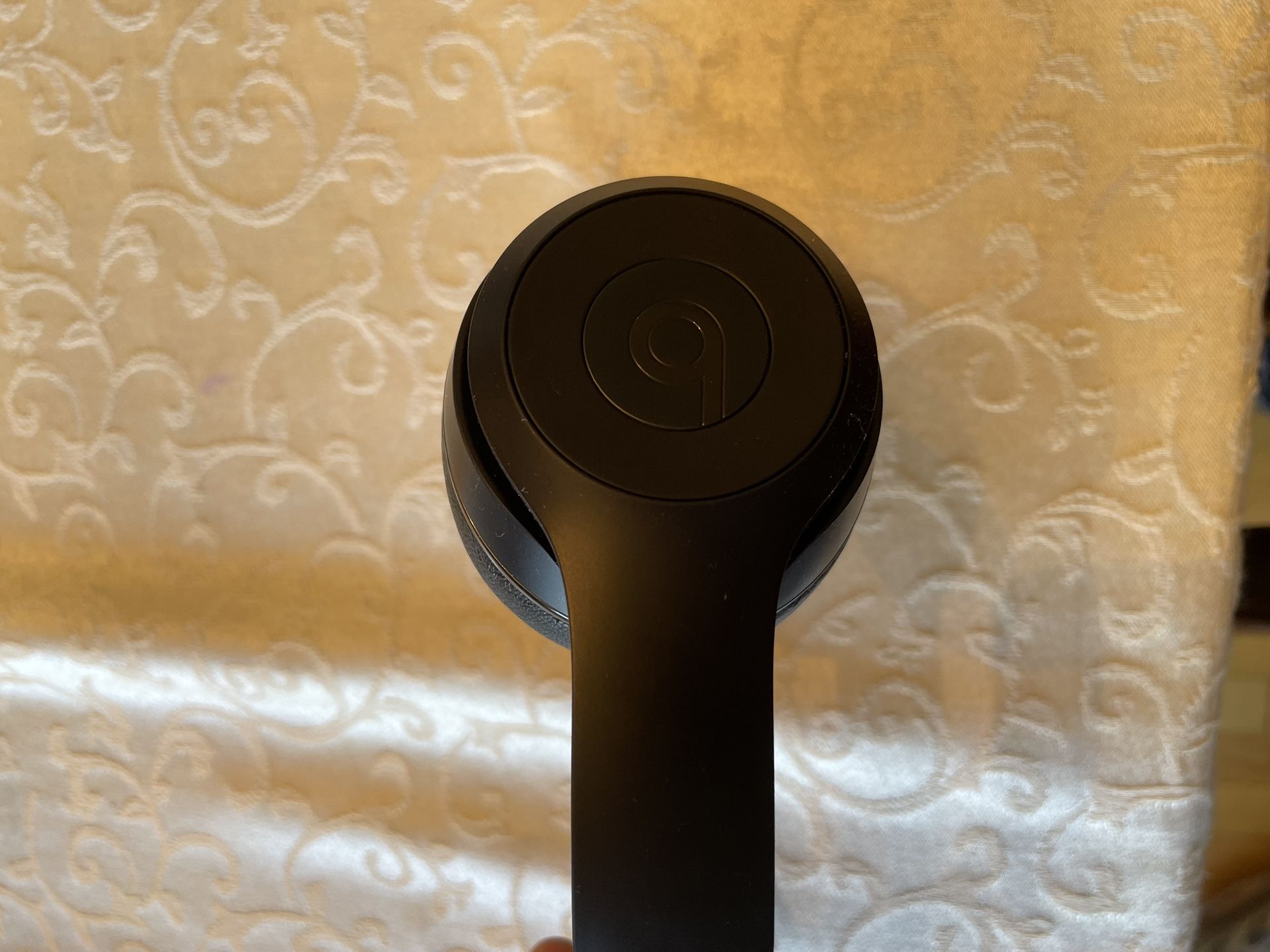 Beats Solo3 Wireless Over-Ear Headphones