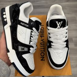 Louis Vuitton LV Trainers Black & White Sneaker