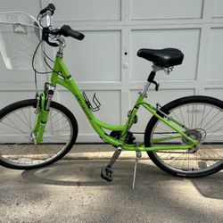 Women’s Hybrid Bike-Specialized Expedition Sport