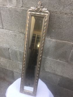 Medium mirror