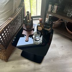 Tonelli Anemone Coffee & End Table In Black Lacquered Glass