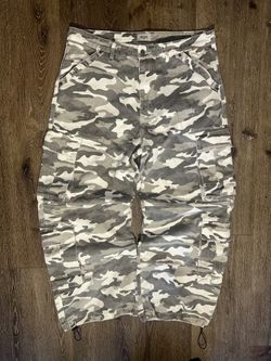 BAGGY GREY CAMO JEANS