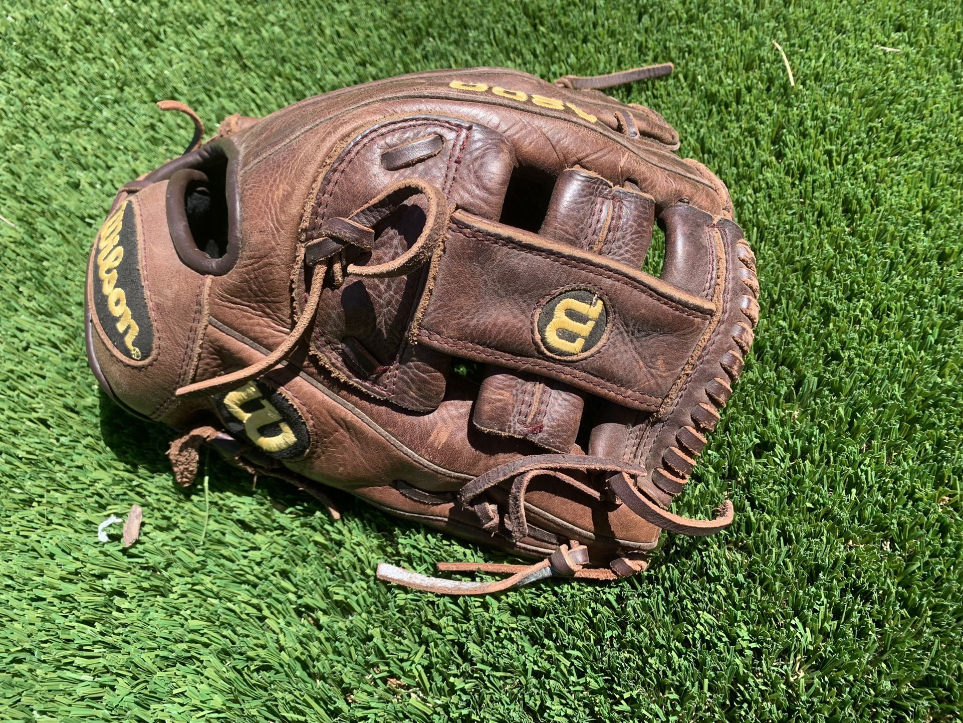 Wilson A800 Glove