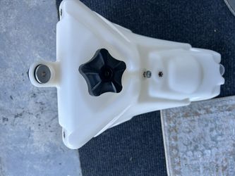 2019 Motorcycle Gas Tank Beta 300 (contact info removed)