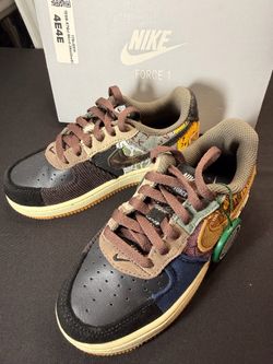 Kids shoes 11C
