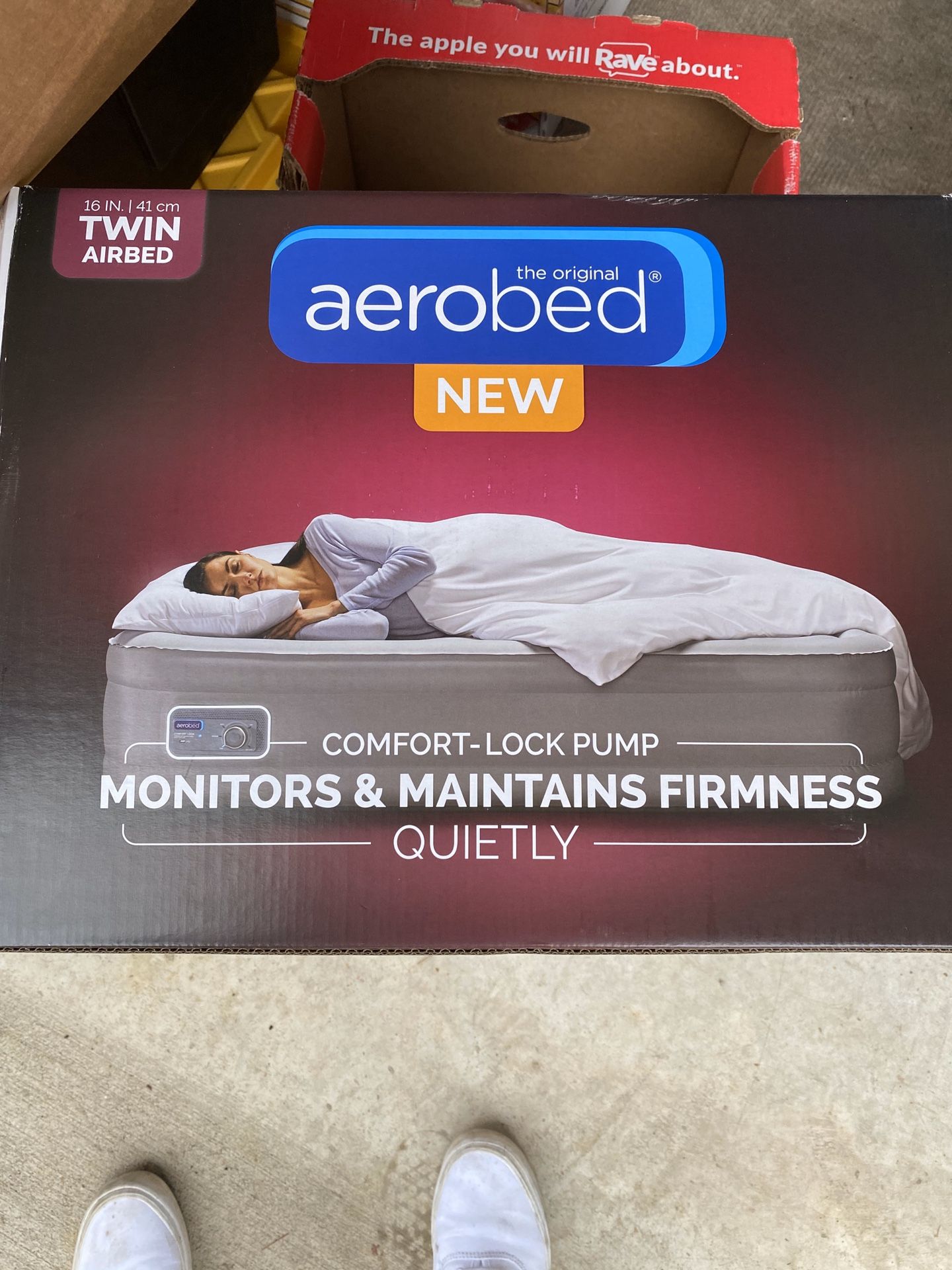 AeroBed Comfort Lock Twin Air Mattress