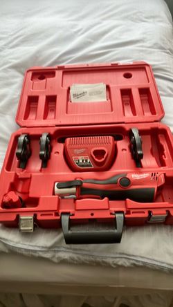 Milwaukee M 12