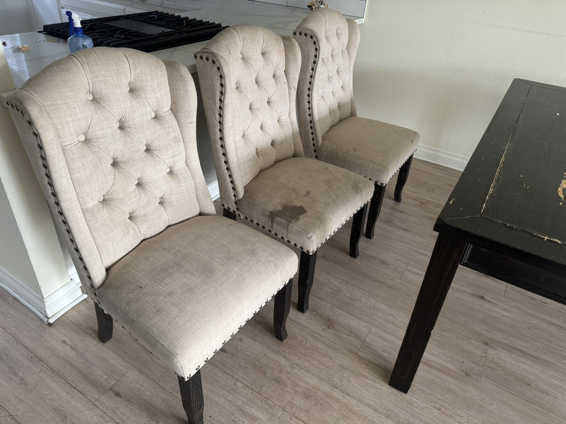 Tufted Linen Wingback Beige Dining Chairs 