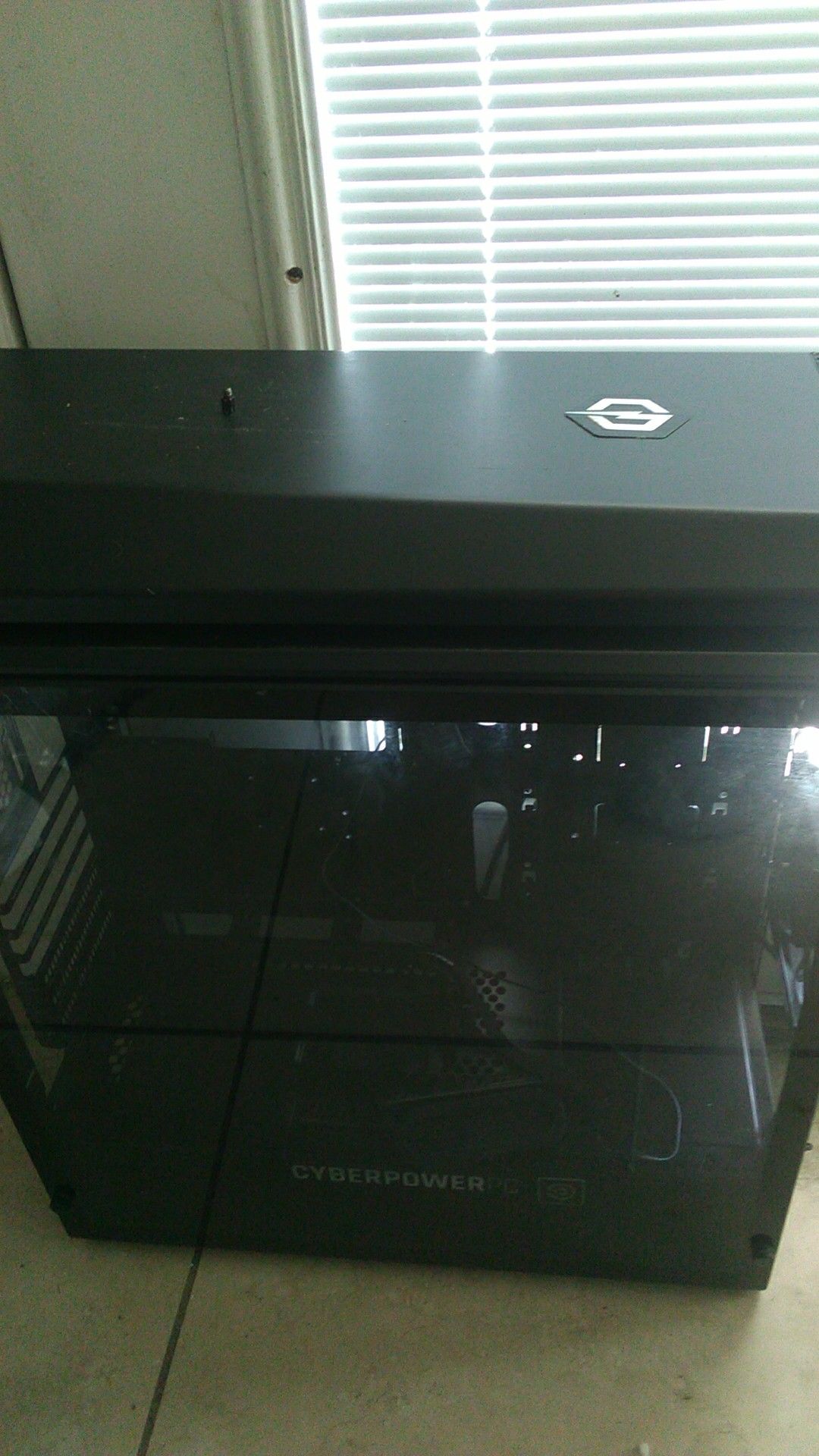 Phanteks eclipse p300 case from cyberpower