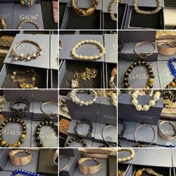 20 jewelry bracelets Random Mixed with box good for gifts