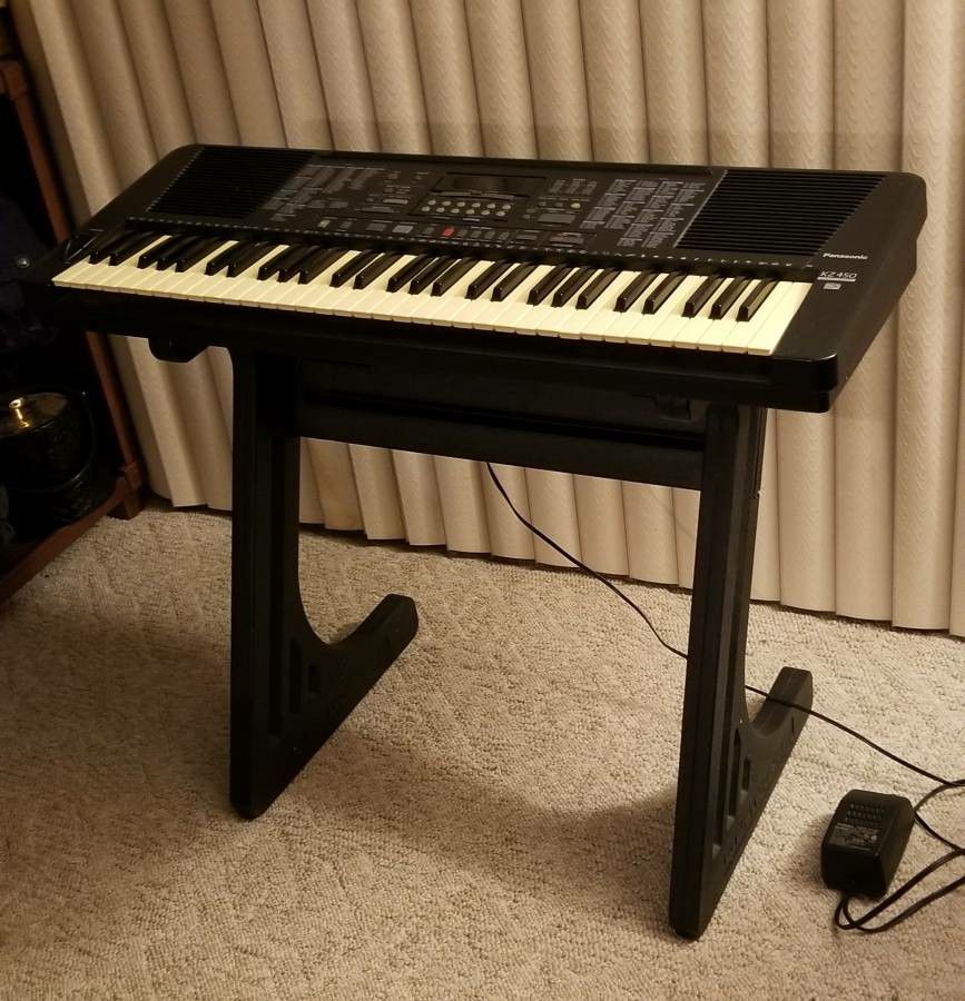 Panasonic KZ450 61 Full Sized Key Piano Keyboard Synthesizer