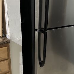 Double Door Frigidaire- In Great Condition 
