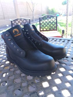 Work boots Brahma size 13