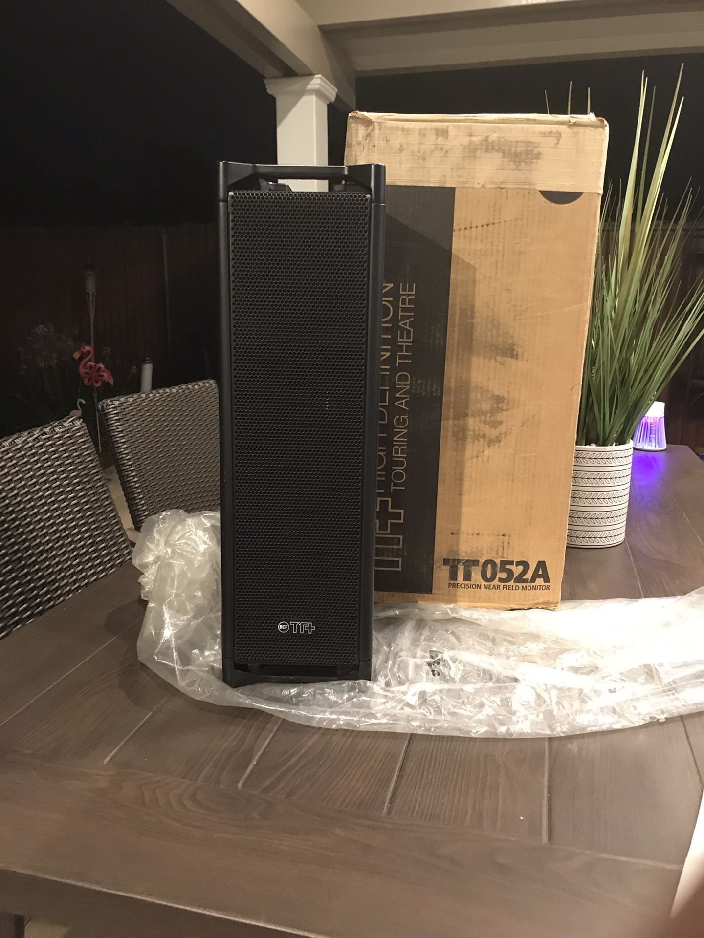 RCF TT 052-A II 300W Dual 5” Active Ultra Compact Speaker
