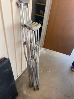 3 pairs of crutches