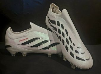 PREDRTOR Soccer Cleats U.S 10 (size 43)
