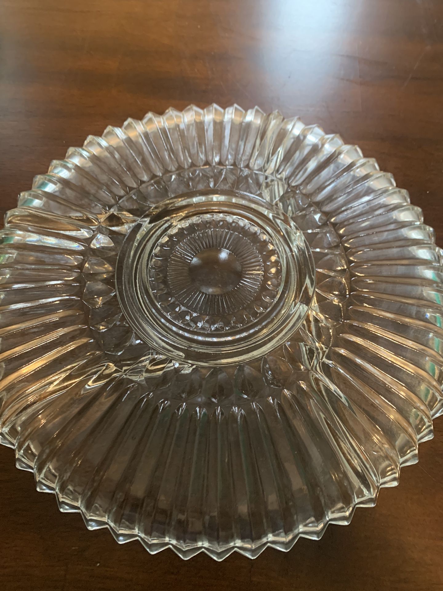 VINTAGE PRESSED GLASS CRYSTAL PLATTER SERVING TRAY DIVIDED 5 SECTIONS ROUND