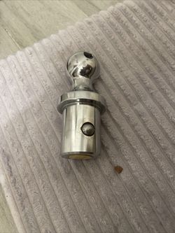 Ford And Dodge Factory Gooseneck Hitch 2 5/16”