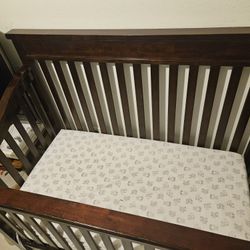 Crib And Matress 