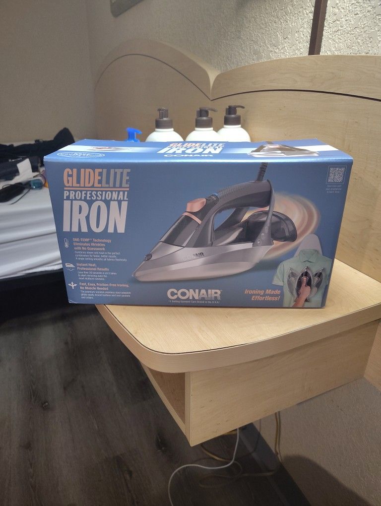 Glidelite Professional Iron By Conair