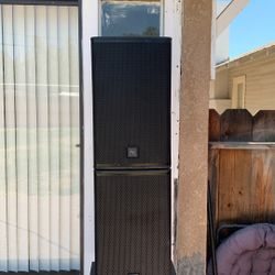 (2) EV ELX115 15in Passive Speakers