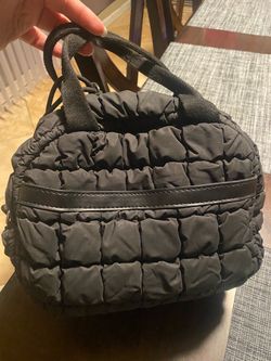 Black puff lunch bag
