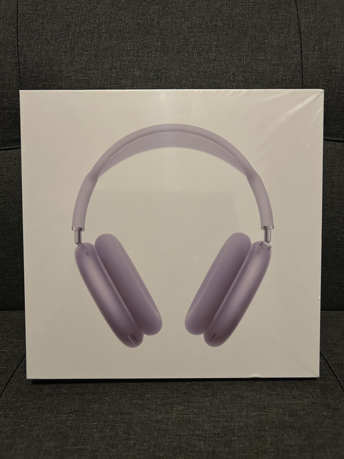 AirPods Maxs