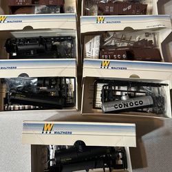 Walthers HO scale train car kits lot of 7