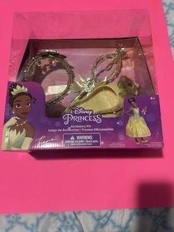 Néw sealed Disney princess tiana accessories kit ages 4+