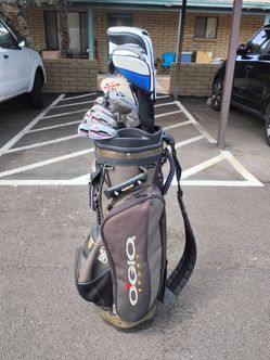 Cobra Men's Complete Set! Golf Clubs!