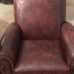 Beautiful Leather High Quality Recliner 