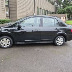 2010 NISSAN VERSA