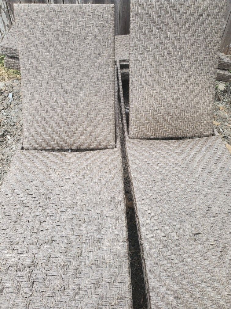 Mocha Brown Wicker Outdoor Chaise Lounge
