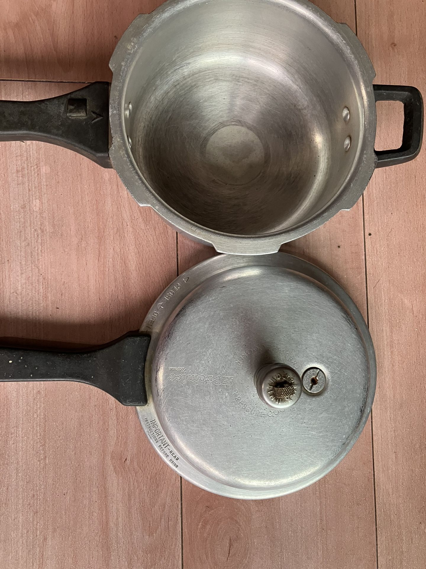 Premier Pressure Cooker Aluminum 2L