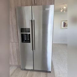 KitchenAid Side-by-Side Refrigerator, 20.8 Cu Ft - Good - 2022 – Chicago, IL