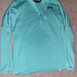 Patagonia Pullover Sz Small
