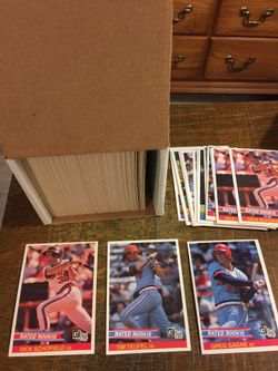 Baseball Cards: 1984 Donruss (233) assorted