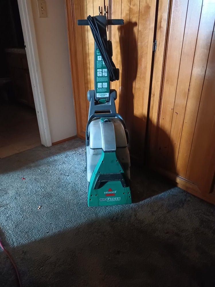 Bissell Carpet Shampooer