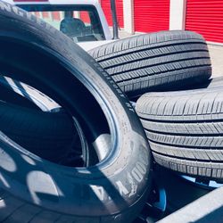 265 65 R 18” Goodyear Wrangler HT Territory as new 2025 off 2026 Tacoma TRD sport. $450 set of like brand new take offs. $450