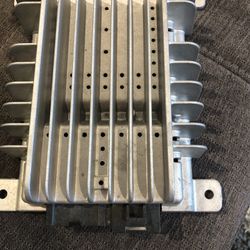 Bose Car Stereo Amp 28061 AC300