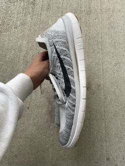 Nike flyknit 4.0 pure platinum hot sale