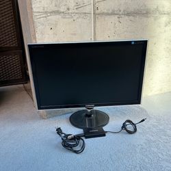 Samsung PX2370 wide screen 23” LCD monitor with LED backlight and stand