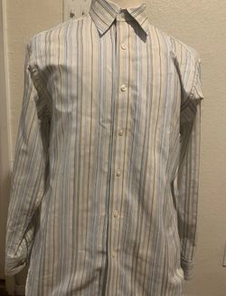 Men’s large Robert Graham Long Sleeve Button Up Large 