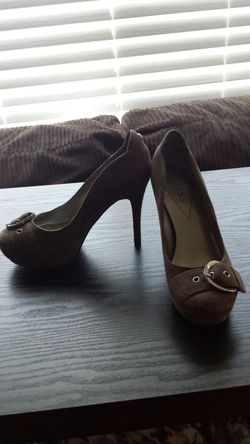 GUESS suede heels