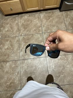 Rays!!! Polarized ! Blue Tint And black 